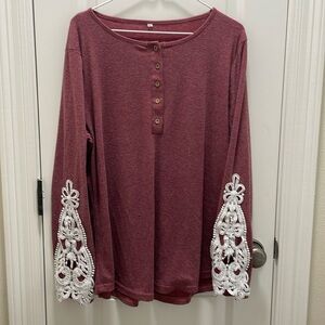 Long sleeve shirt with decorative sleeves